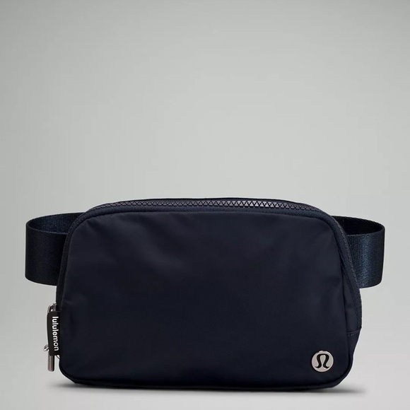 Lululemon Everywhere Belt Bag 1L - Picture 1 of 4